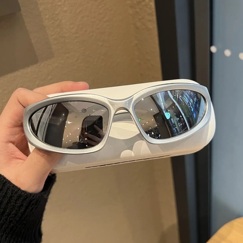 Luxury Y2K Sports Punk Sunglas - مراجعة Streetwear Brand Y2K وسعره