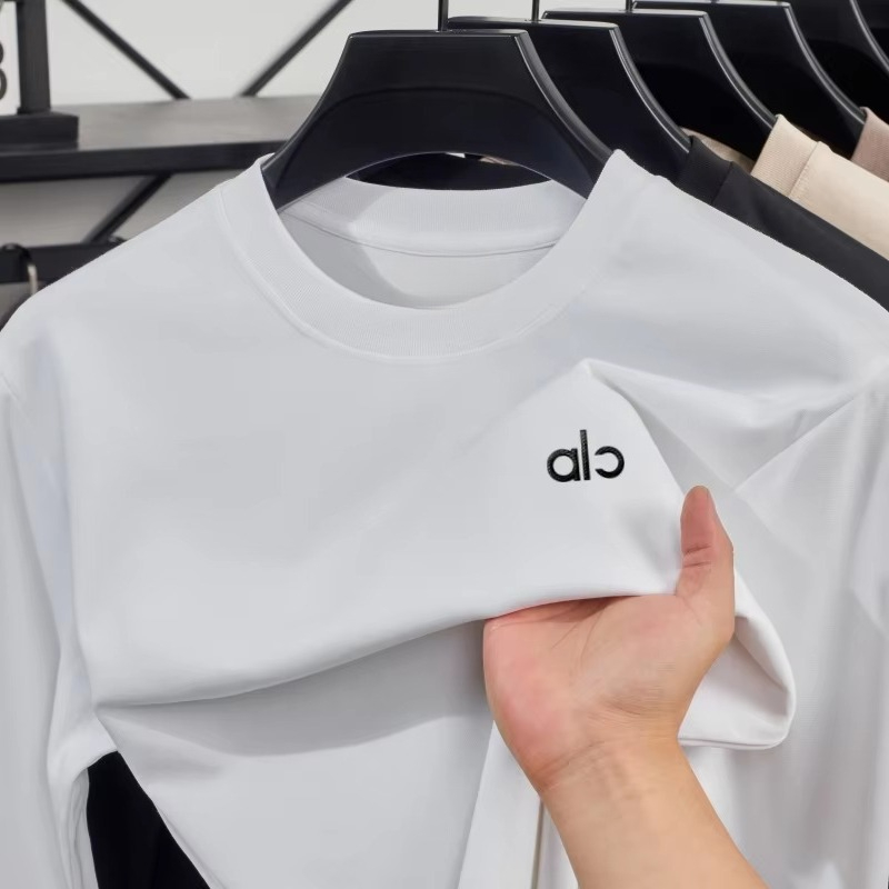 White High End Sports Lifestyl - مراجعة Streetwear High End Brand وسعره