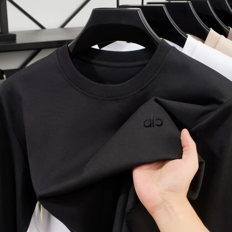 White High End Sports Lifestyl - مراجعة Streetwear High End Brand وسعره