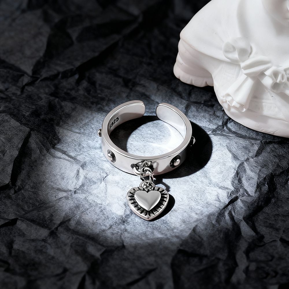 925 Sterling Silver Heart ​Adj - مراجعة Chrome Hearts Ring وسعره