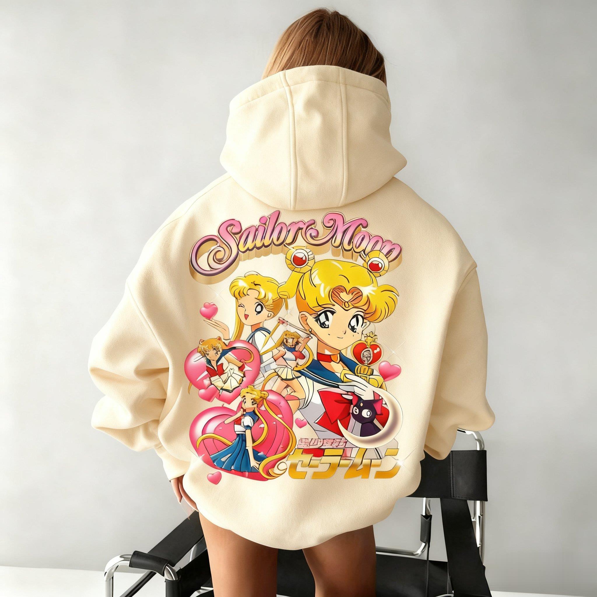 Sailor Moon Oversized Hoodie M - مراجعة Streetwear Brand Y2K وسعره