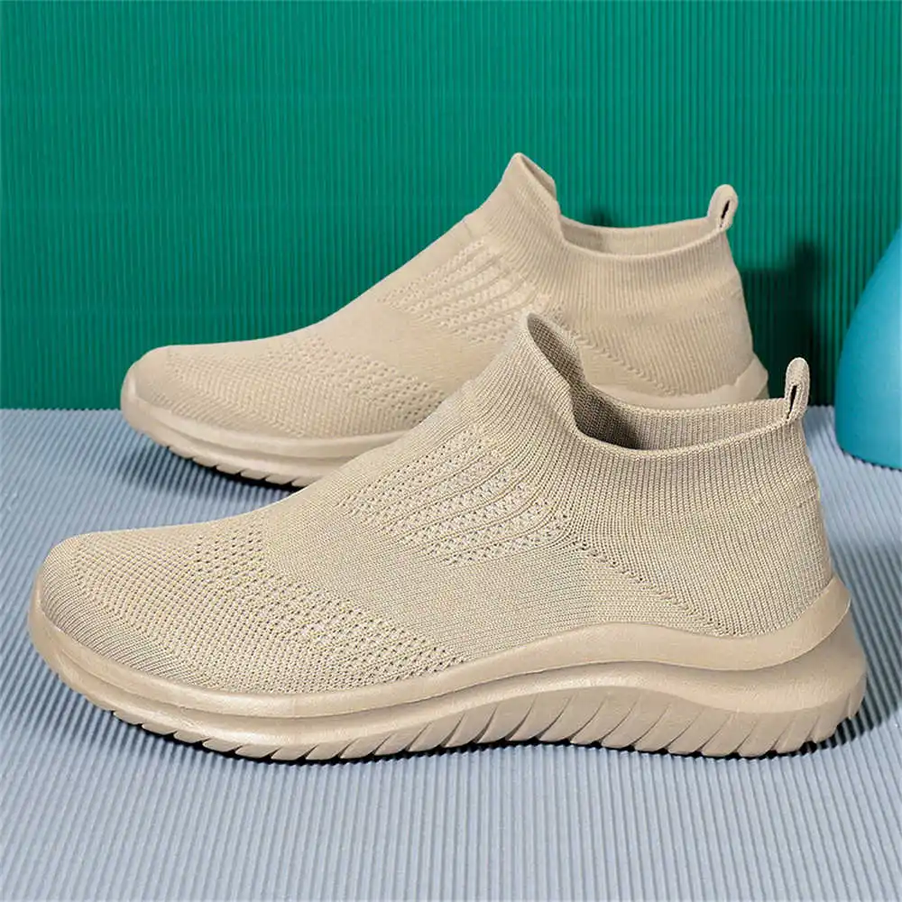 Beige Soft New Novelty Tennis  - مراجعة Streetwear Brand From Uk وسعره