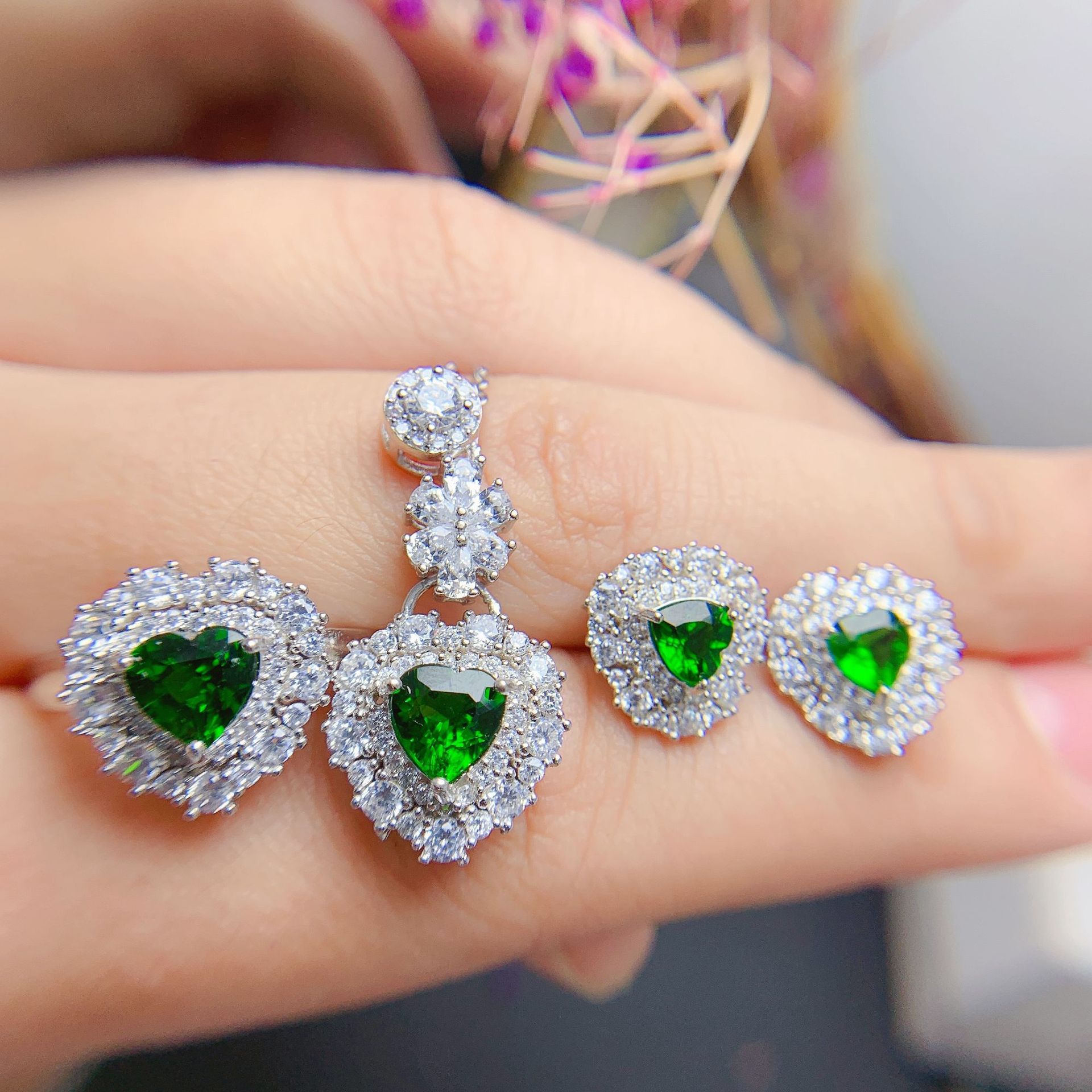 Natural Chrome Diopside Silver - مراجعة Chrome Hearts Ring وسعره
