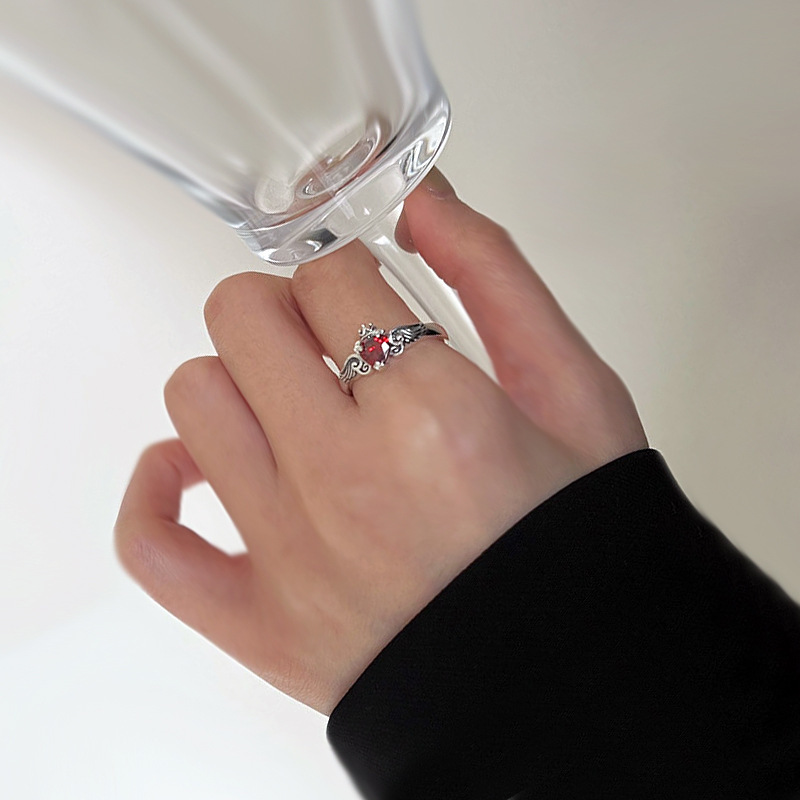 925 Sterling Silver Heart Red  - مراجعة Chrome Hearts Ring وسعره